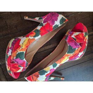 Audrey Brooke Floral Peep-Toe Heels Size 8